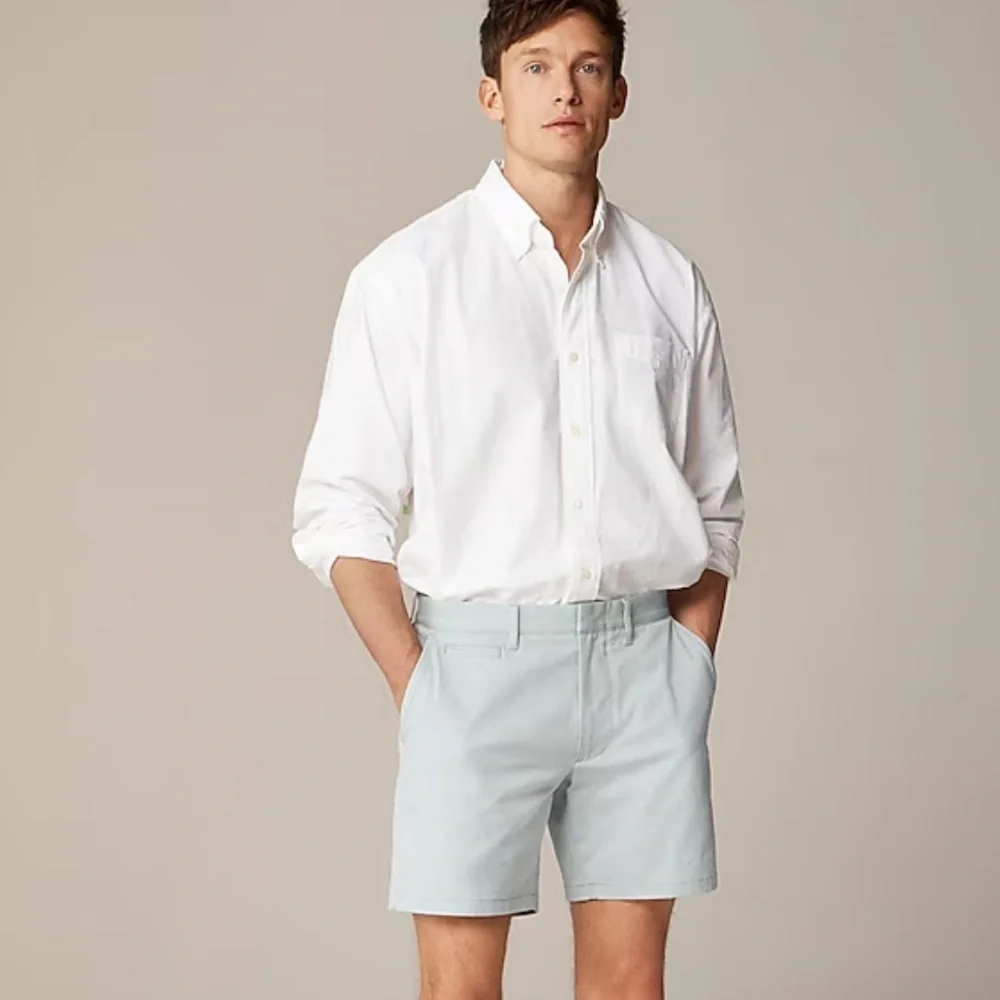 J crew green white 7'' tech oxford short
